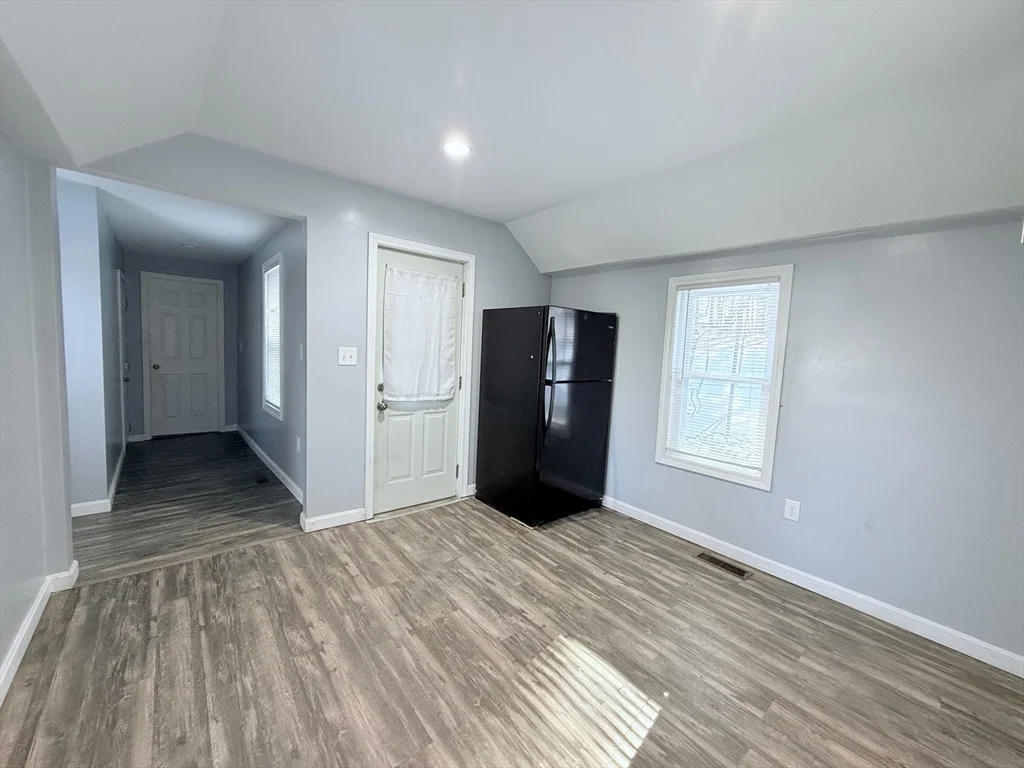 3 bed, 1 bath apartment for rent at 48 Bridge St Unit 1, Westford — photo 5 of 16
