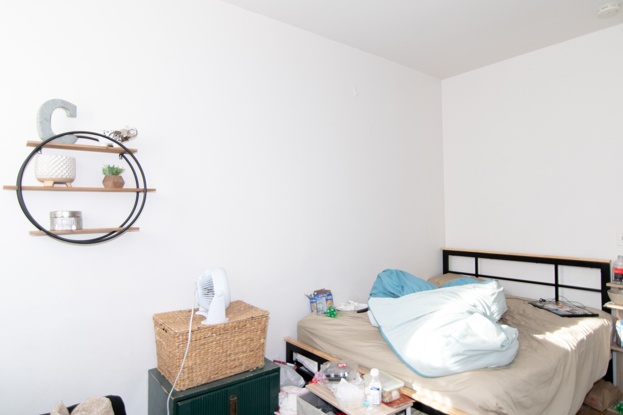 3 split bed, 1 bath apartment for rent at 48 Brighton Ave Unit 12, Brighton — photo 15 of 16