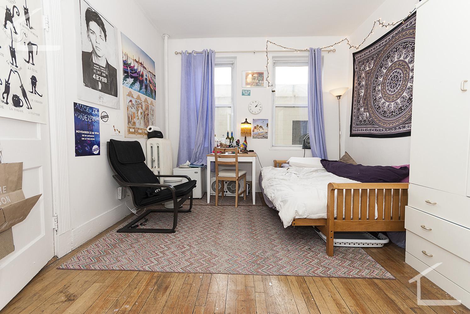 3 split bed, 1 bath apartment for rent at 48 Brighton Ave Unit 12, Brighton — photo 4 of 16