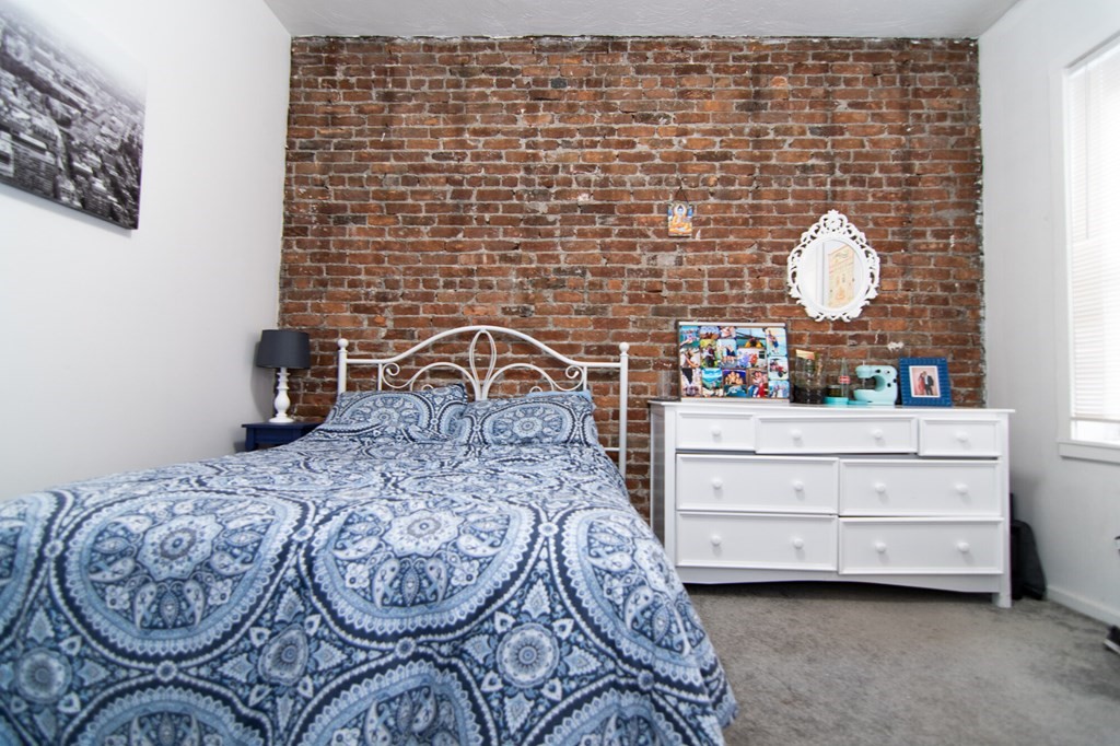 2 bed, 1 bath apartment for rent at 48 Brighton Ave Unit 4, Brighton — photo 8 of 9