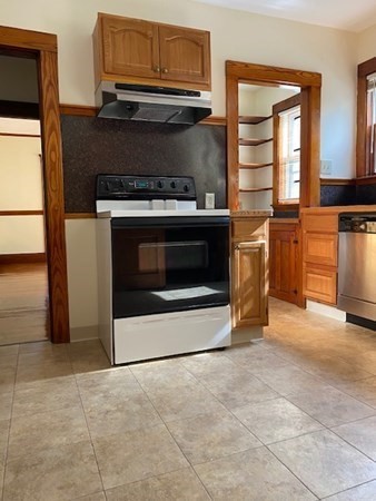 2 bed, 1 bath apartment for rent at 48 Brooks Ave Unit 1, East Arlington — photo 10 of 17
