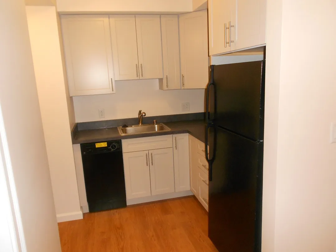 2 bed, 1 bath apartment for rent at 48 Burbank St Unit 16, Fenway — photo 3 of 8