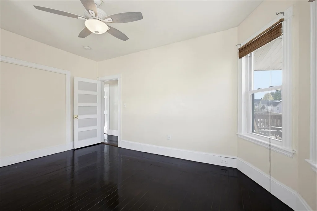 3 bed, 1 bath apartment for rent at 48 Burt St Unit 3, Dorchester — photo 11 of 18