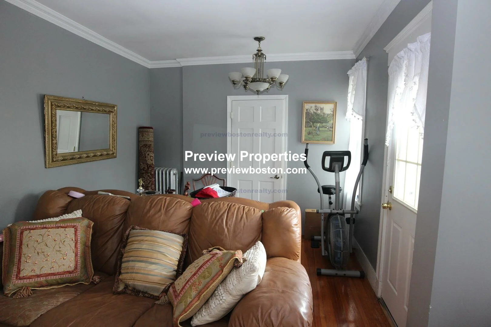 3 bed, 2 bath apartment for rent at 48 Burton Unit SECOND FLOOR, Brighton — photo 5 of 14