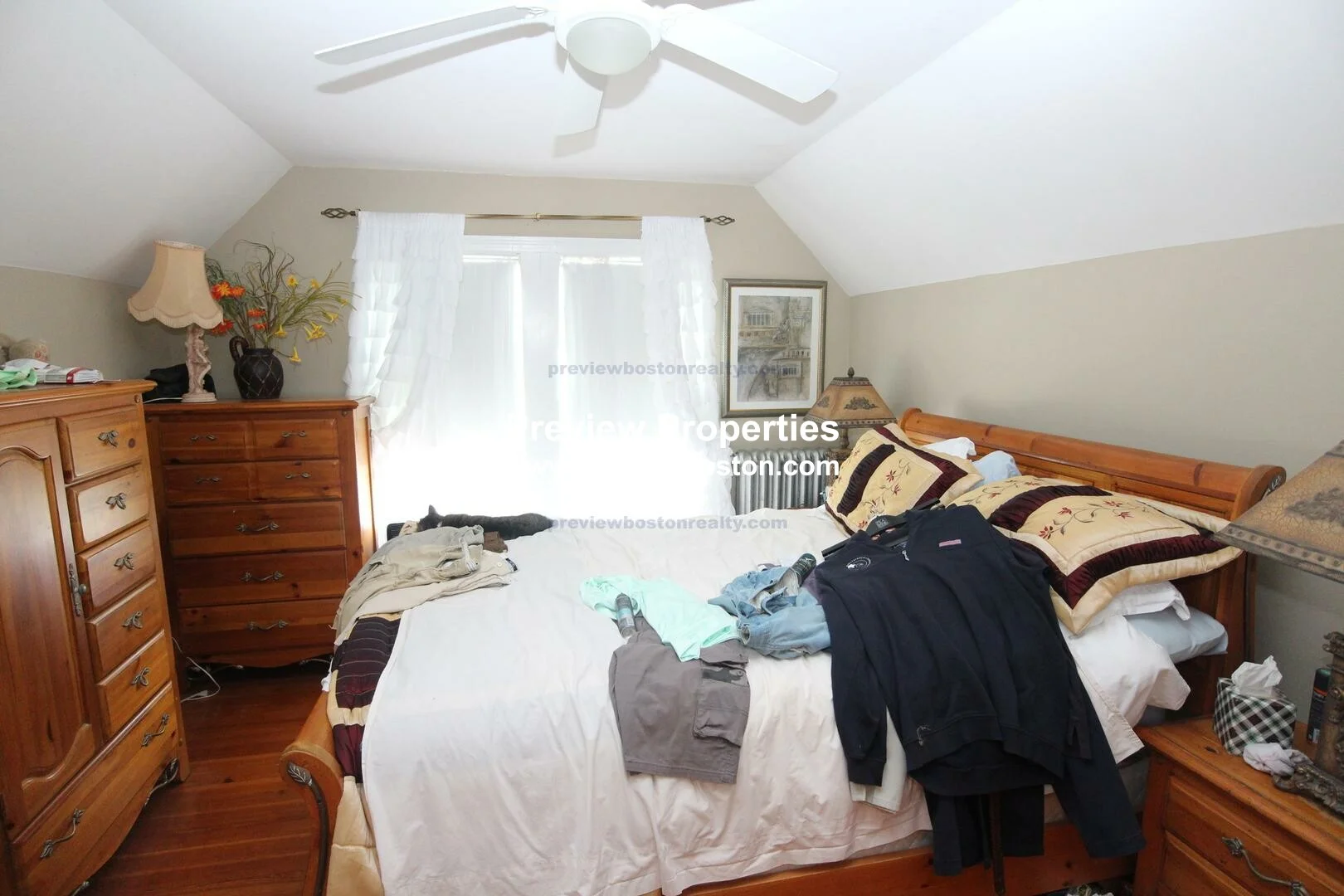 3 bed, 2 bath apartment for rent at 48 Burton Unit SECOND FLOOR, Brighton — photo 6 of 14