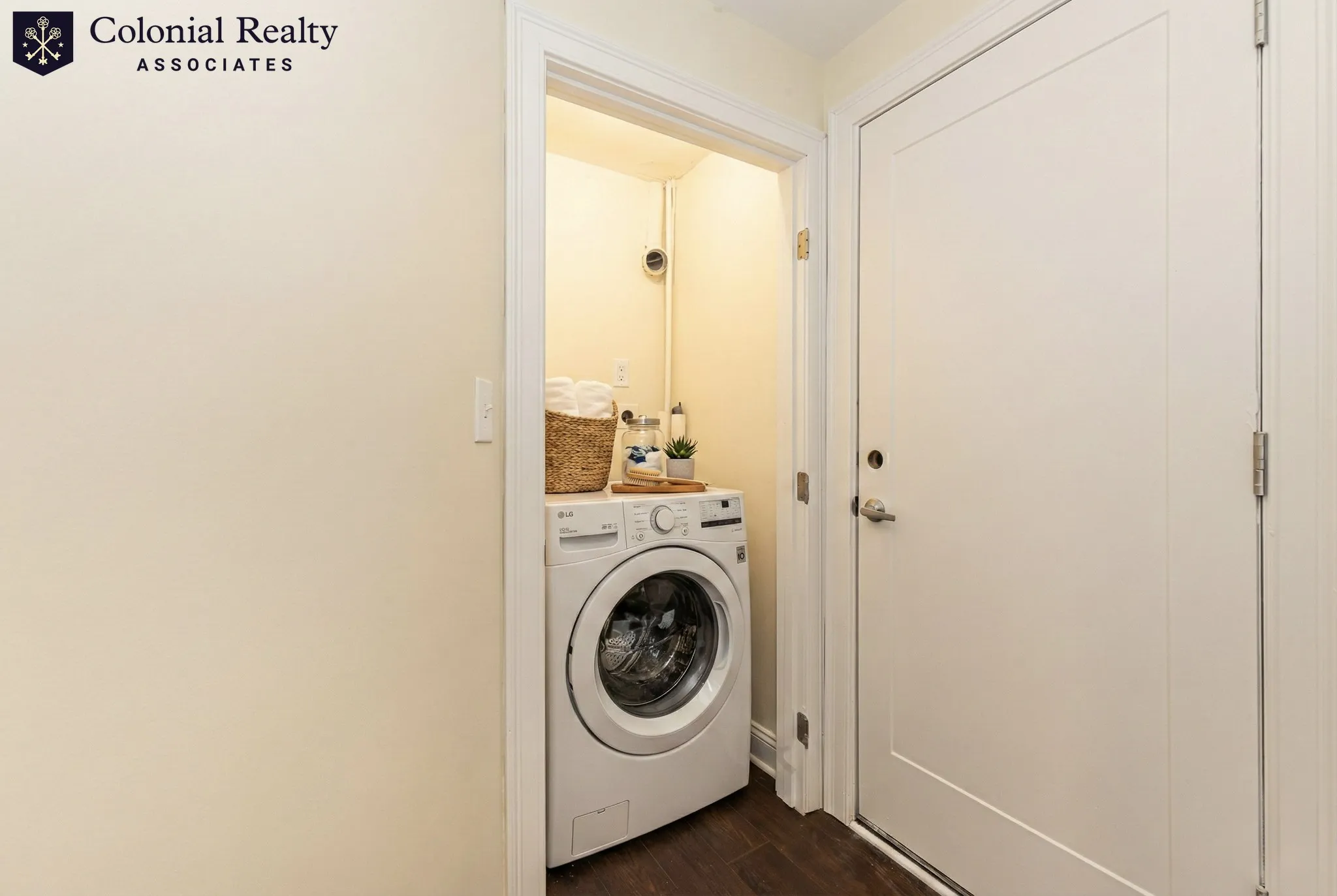 5 bed, 5 bath apartment for rent at 48 Caldwell Rd Unit 48, Waltham — photo 7 of 20
