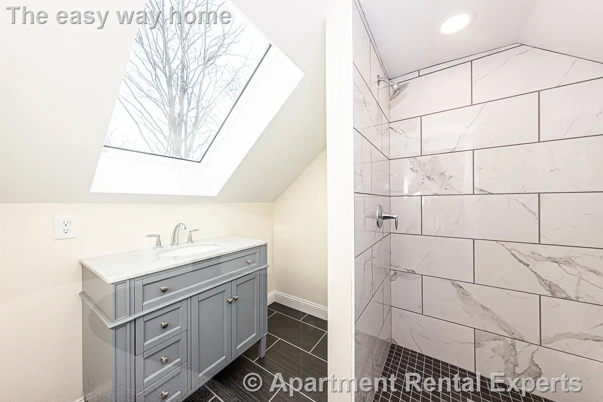 5 bed, 4+ bath apartment for rent at 48 Caldwell Rd, Waltham — photo 27 of 32