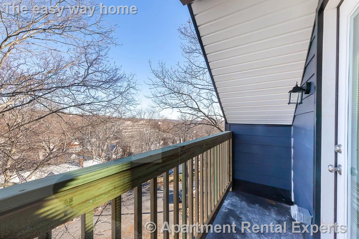 5 bed, 4+ bath apartment for rent at 48 Caldwell Rd, Waltham — photo 30 of 32