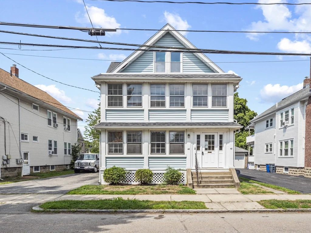 4 bed, 1 bath apartment for rent at 48 Cleveland St Unit 2, Arlington
