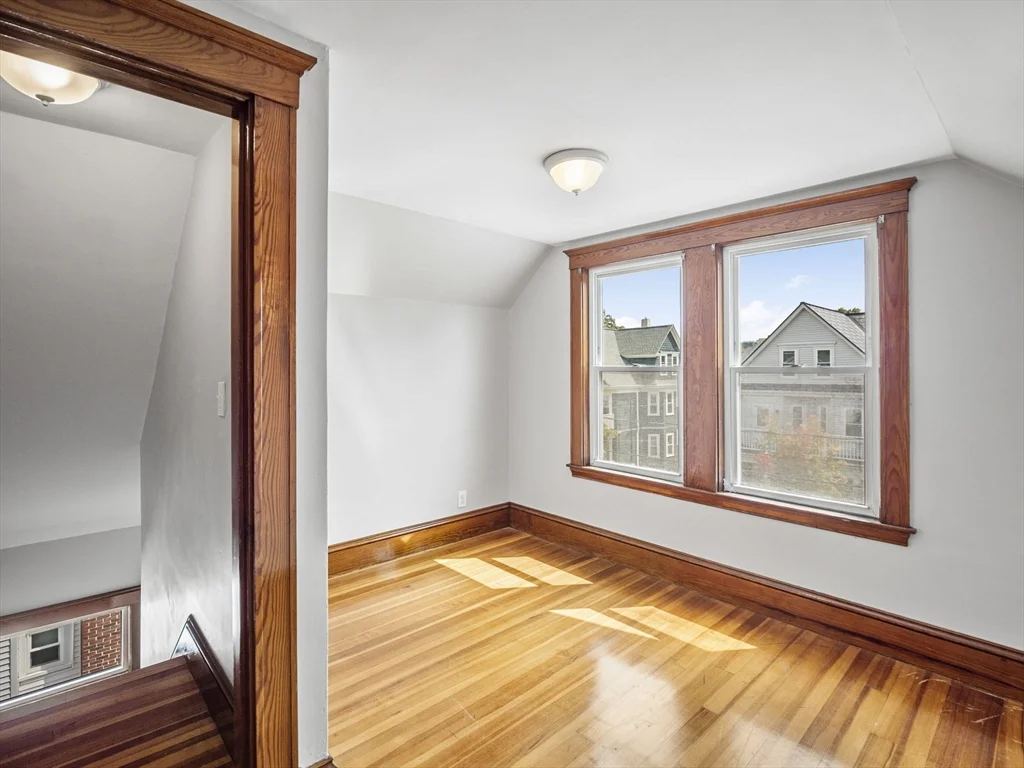 4 bed, 1 bath apartment for rent at 48 Cleveland St Unit 2, Arlington — photo 26 of 42