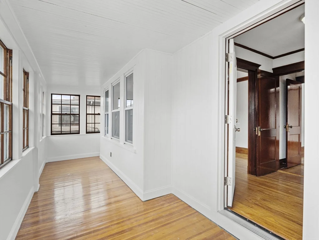 4 bed, 1 bath apartment for rent at 48 Cleveland St Unit 2, Arlington — photo 3 of 42