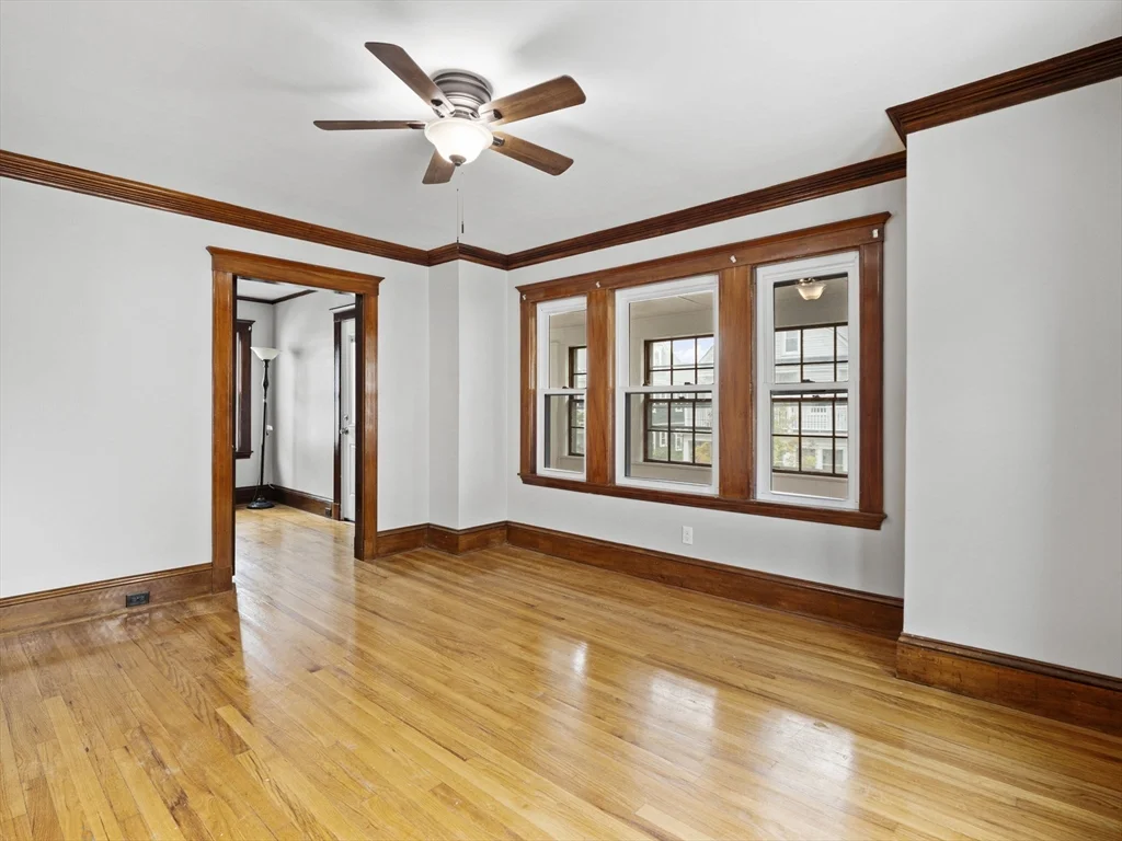 4 bed, 1 bath apartment for rent at 48 Cleveland St Unit 2, Arlington — photo 6 of 42