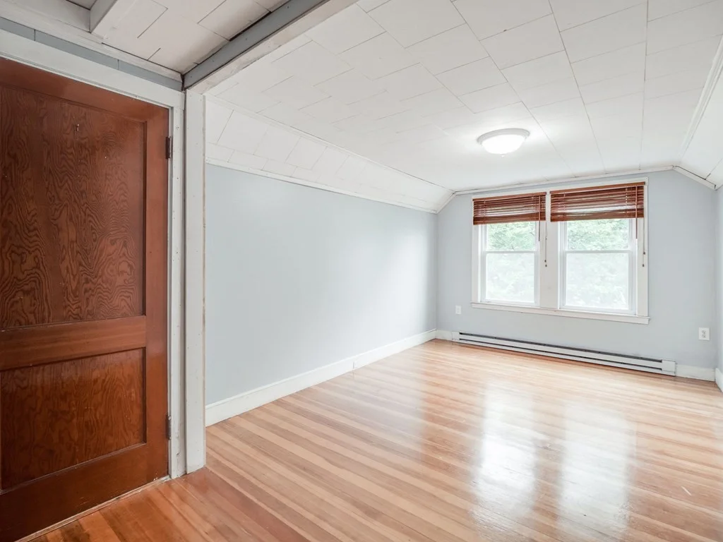 5 bed, 1 bath apartment for rent at 48 Cleveland St Unit 2A, Arlington — photo 8 of 39