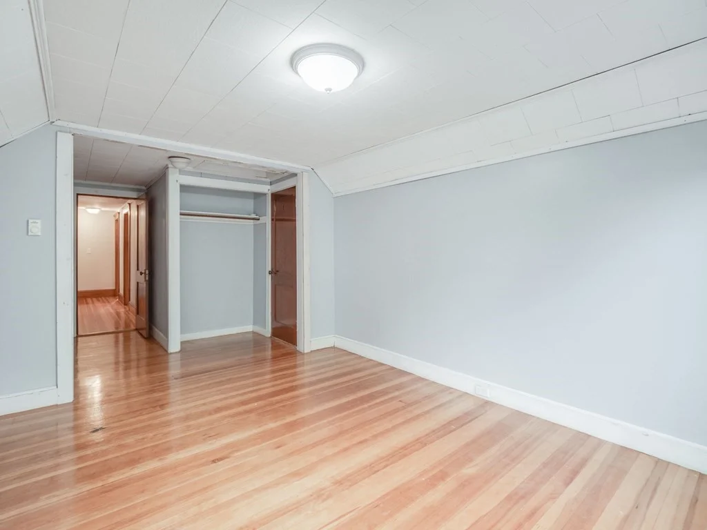 5 bed, 1 bath apartment for rent at 48 Cleveland St Unit 2A, Arlington — photo 9 of 39