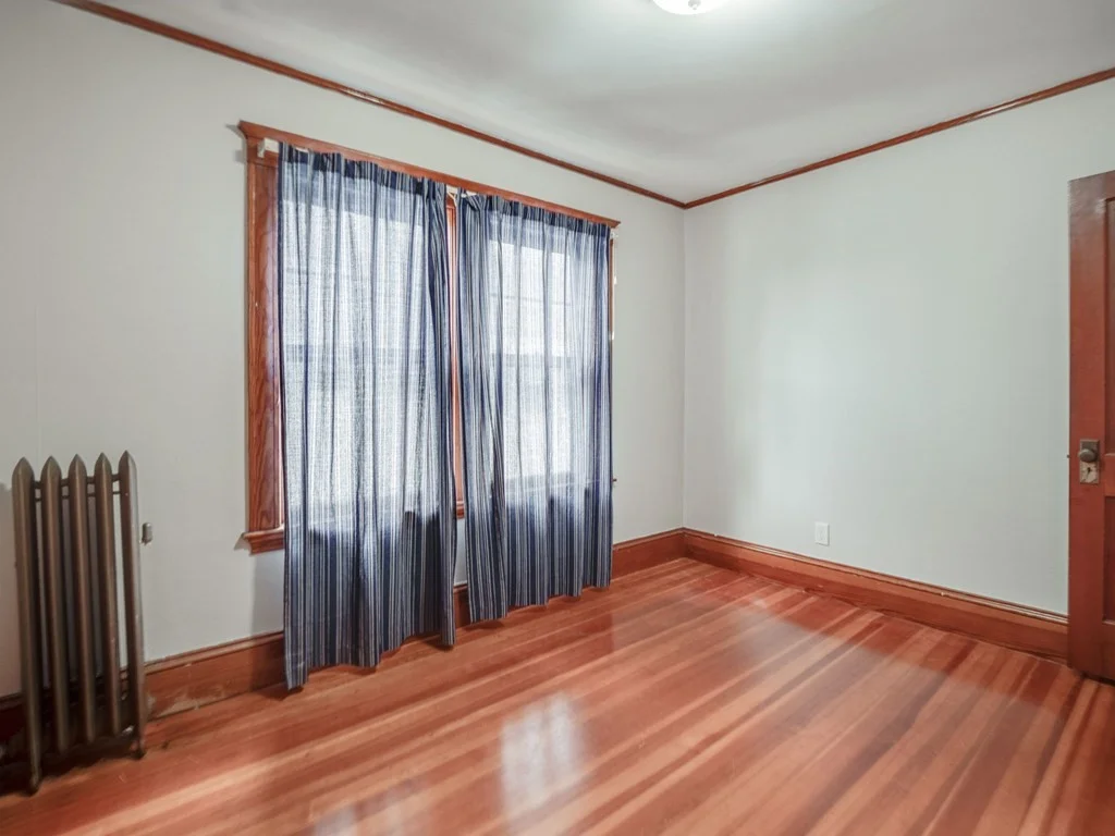 5 bed, 1 bath apartment for rent at 48 Cleveland St Unit 2A, Arlington — photo 29 of 39