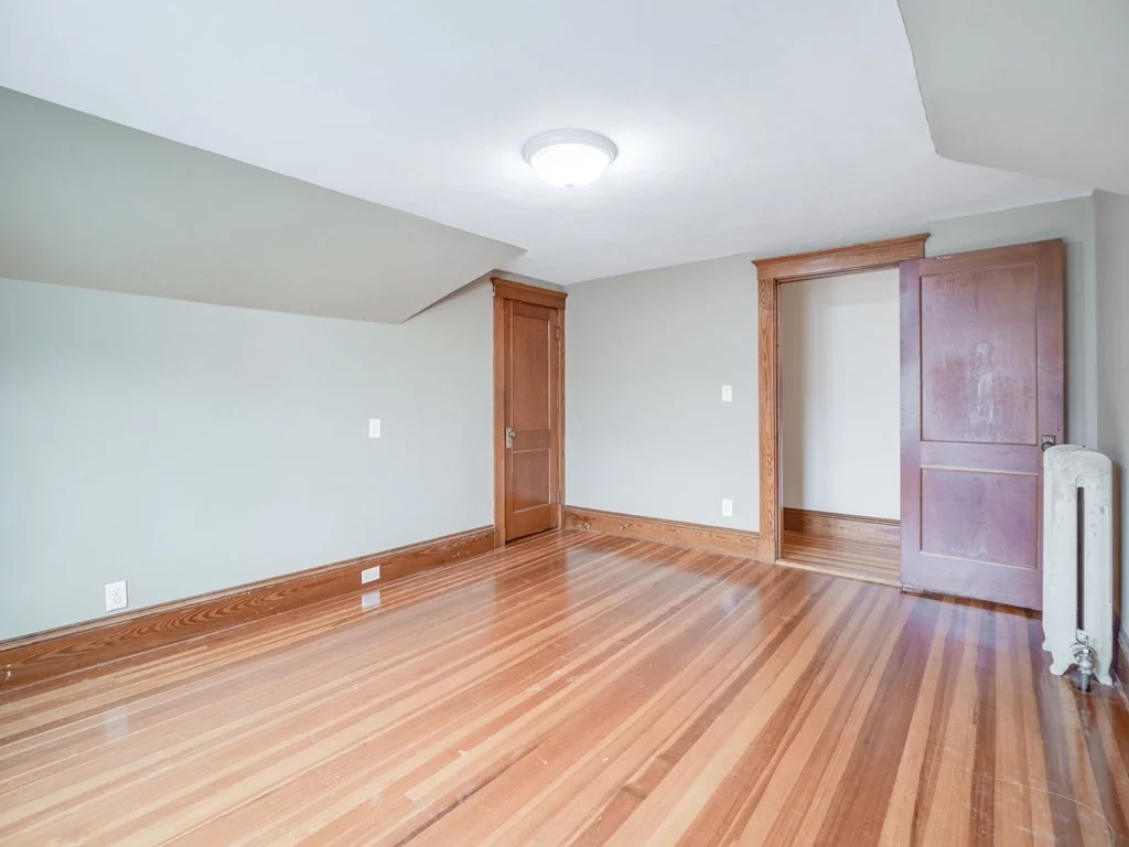 5 bed, 1 bath apartment for rent at 48 Cleveland St Unit 2A, Arlington — photo 13 of 39