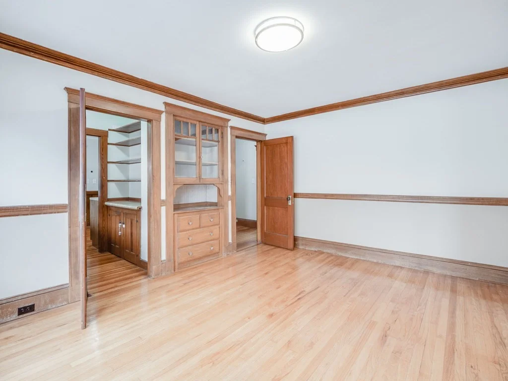 5 bed, 1 bath apartment for rent at 48 Cleveland St Unit 2A, Arlington — photo 23 of 39