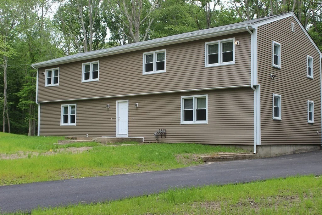 3 bed, 1 bath apartment for rent at 48 Colonial Way Unit LEFT, Rehoboth — photo 25 of 25