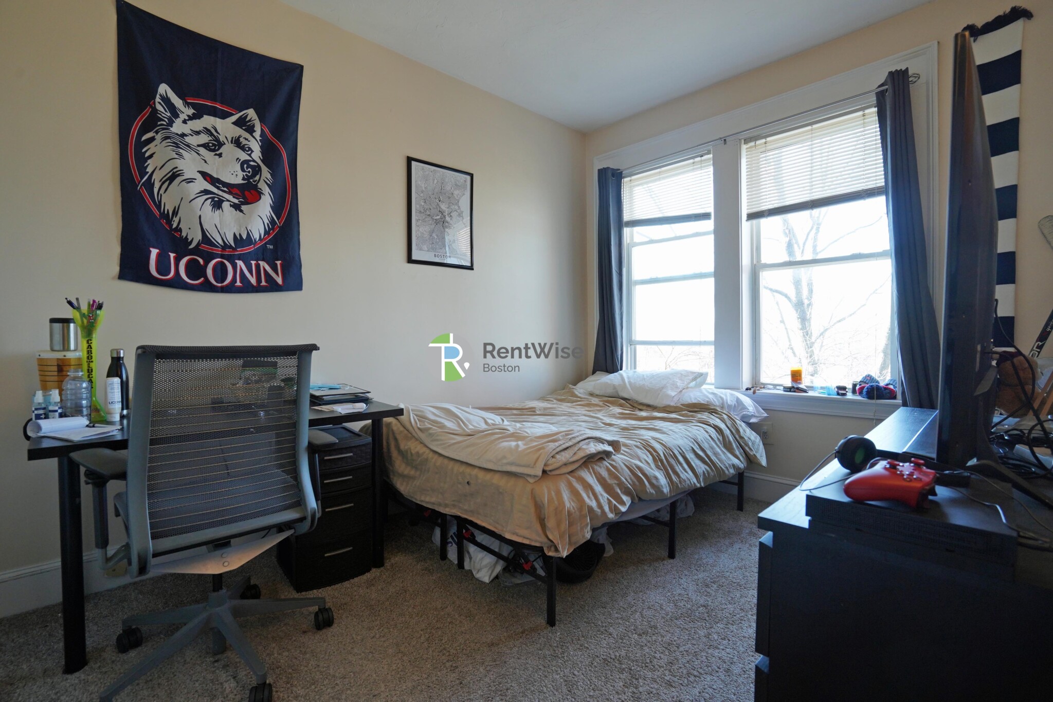 5 bed, 2 bath apartment for rent at 48 Cummings Rd Unit 3, Brighton — photo 16 of 28