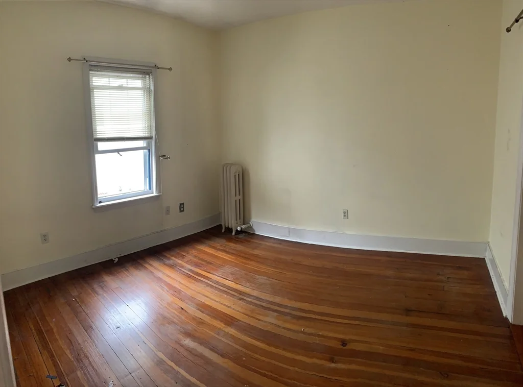 2 bed, 1 bath apartment for rent at 48 Cypress St Unit 2, Watertown — photo 6 of 10