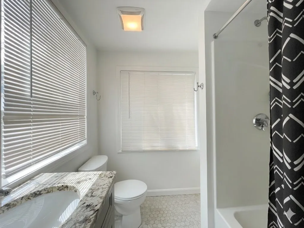 4 bed, 2 bath apartment for rent at 48 Derby St Unit 1, Somerville — photo 4 of 11
