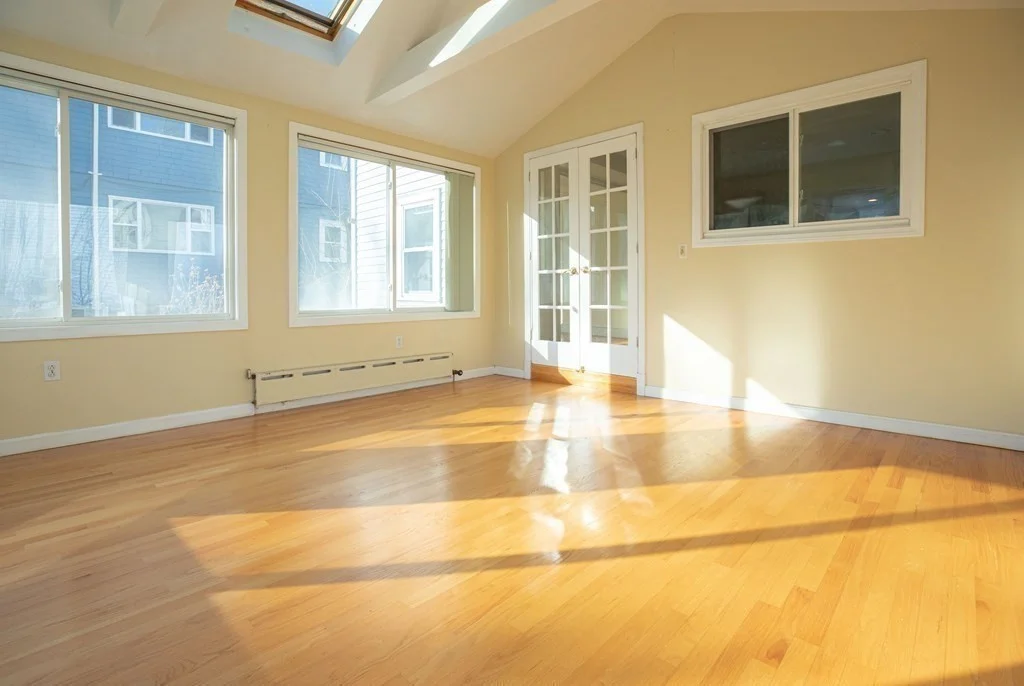 3 bed, 2 bath apartment for rent at 48 Donnybrook Rd Unit 1, Brighton — photo 6 of 20
