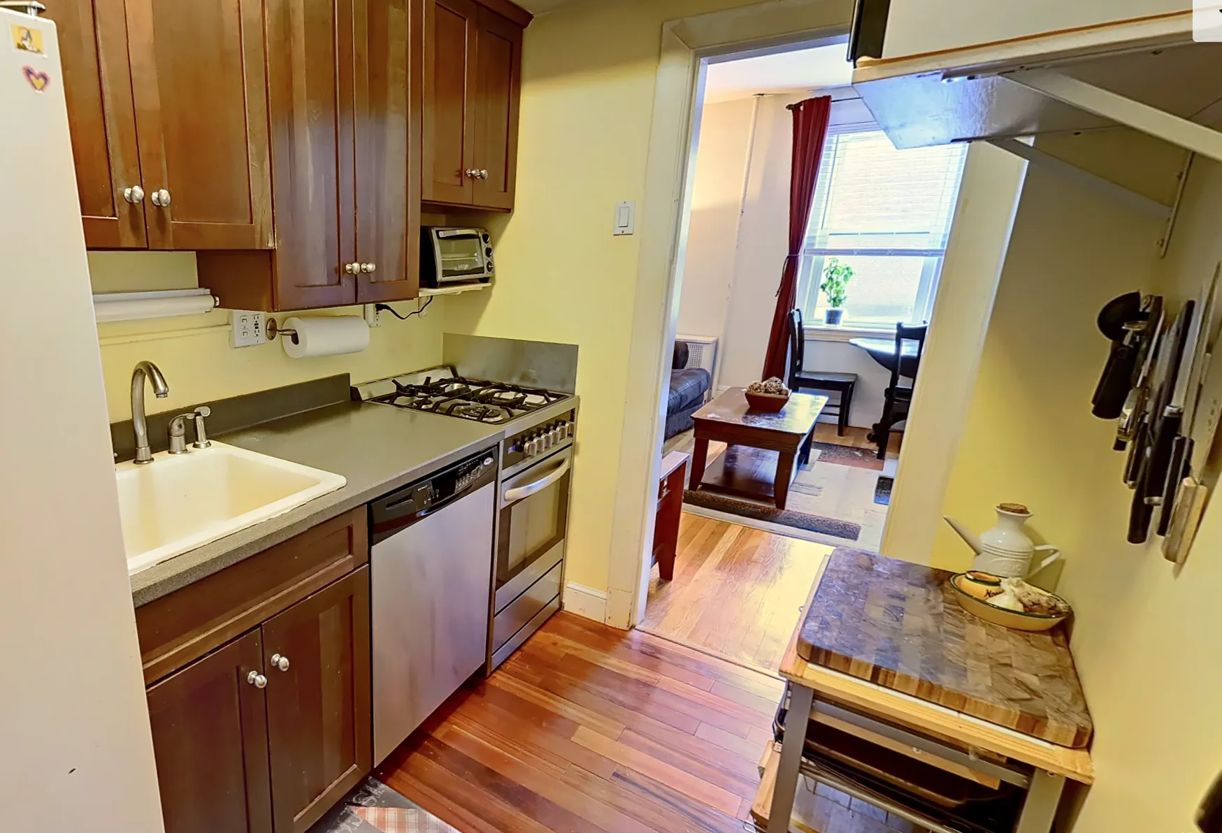 2 bed, 1 bath apartment for rent at 48 Dwight St Unit 2, North Brookline — photo 4 of 12
