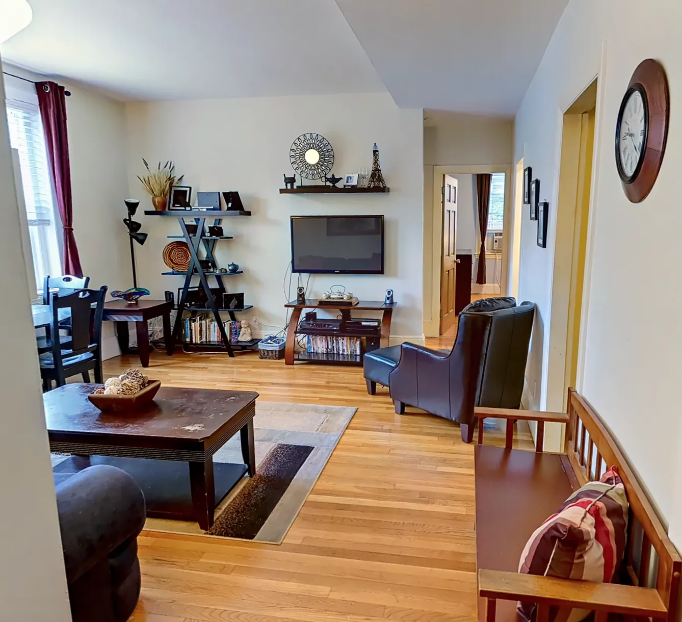 2 bed, 1 bath apartment for rent at 48 Dwight St Unit 2, North Brookline