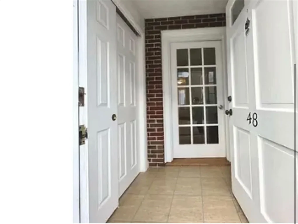 1 bed, 1 bath apartment for rent at 48 Emerson Garden Unit 48, Lexington — photo 1 of 12