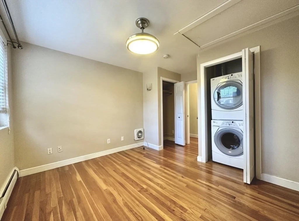1 bed, 1 bath apartment for rent at 48 Emerson Garden Unit 48, Lexington — photo 11 of 12