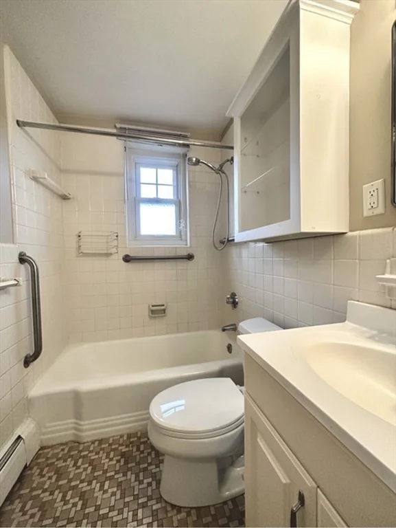 1 bed, 1 bath apartment for rent at 48 Emerson Garden Unit 48, Lexington — photo 10 of 12
