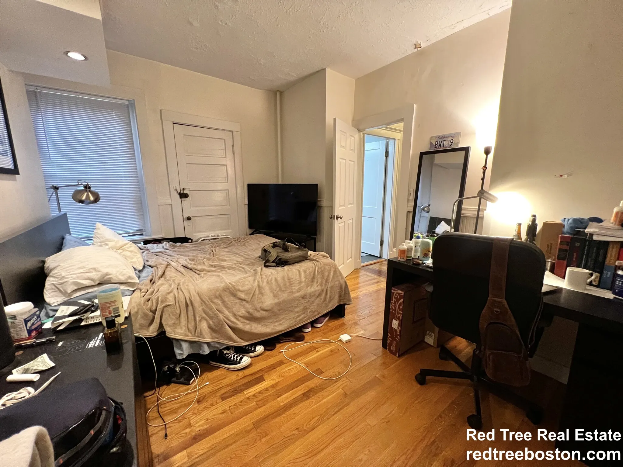 4 bed, 2 bath apartment for rent at 48 Englewood Ave Unit 1A, Brighton — photo 16 of 17
