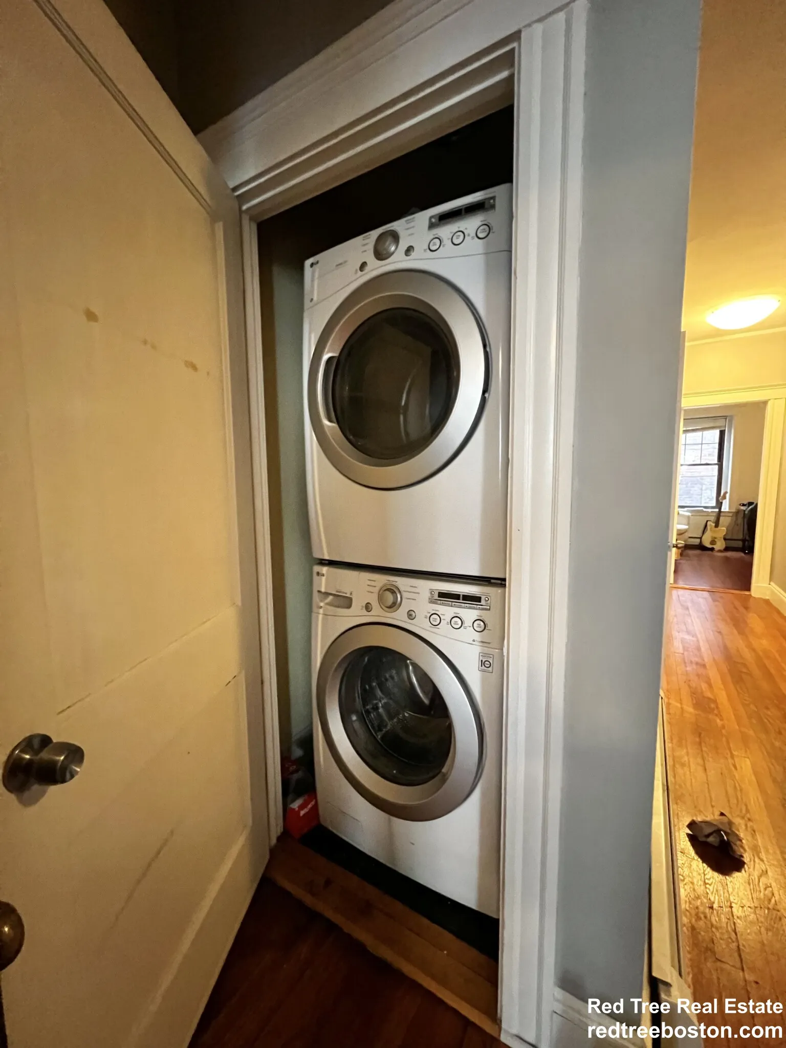 4 bed, 2 bath apartment for rent at 48 Englewood Ave Unit 1A, Brighton — photo 5 of 17