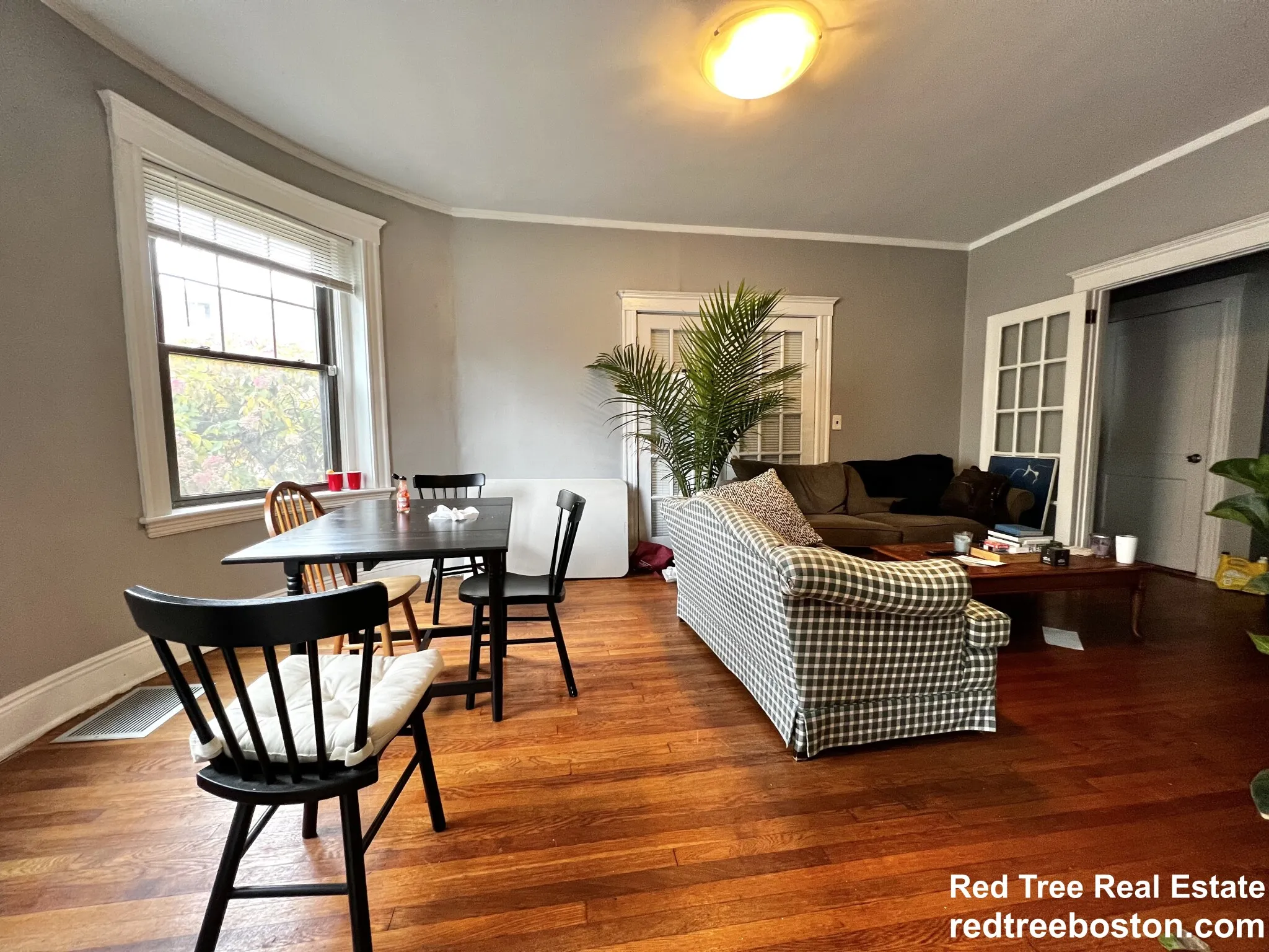 4 bed, 2 bath apartment for rent at 48 Englewood Ave Unit 1A, Brighton — photo 2 of 17