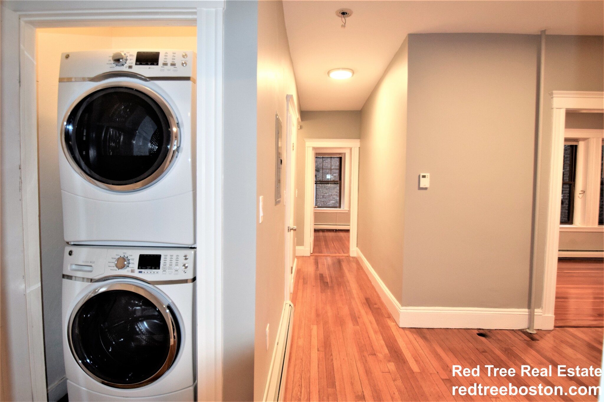 4 bed, 2 bath apartment for rent at 48 Englewood Ave Unit 3, Commonwealth — photo 5 of 14