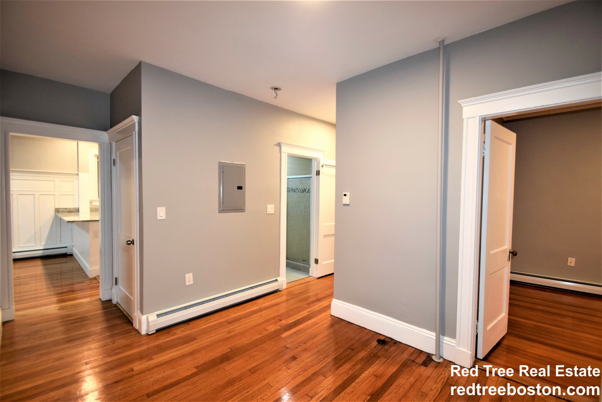 4 bed, 2 bath apartment for rent at 48 Englewood Ave Unit 3, Commonwealth — photo 6 of 14