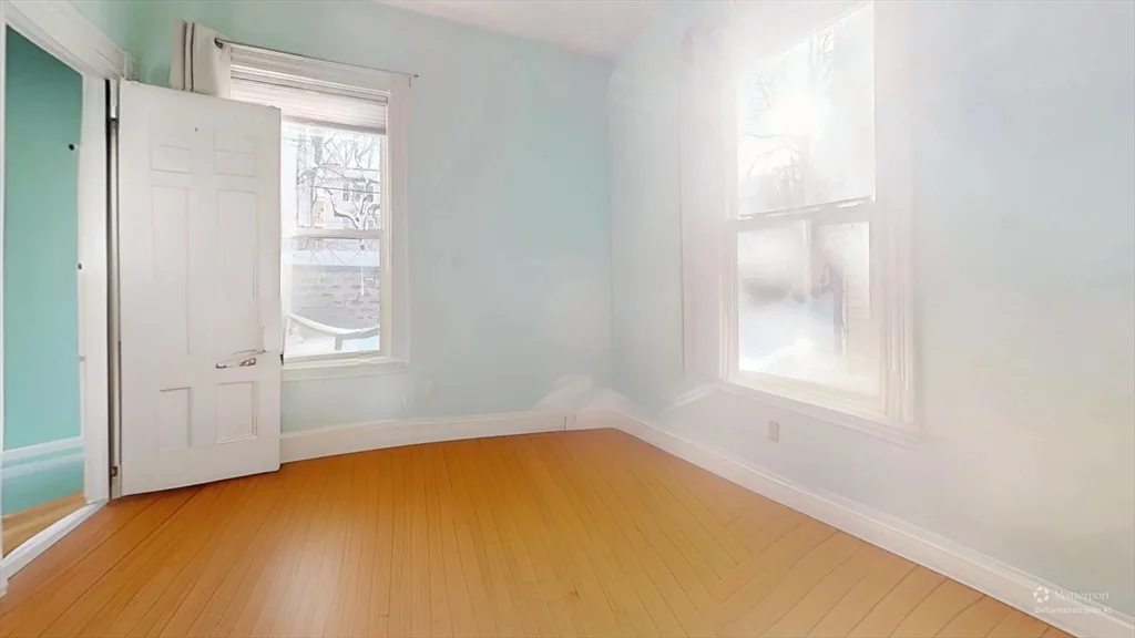 3 bed, 1 bath apartment for rent at 48 Eustis St Unit 2, Baldwin — photo 9 of 10