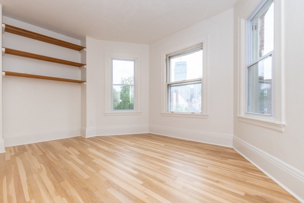 1 bed, 1 bath apartment for rent at 48 Fenway Unit 10, Fenway — photo 5 of 16