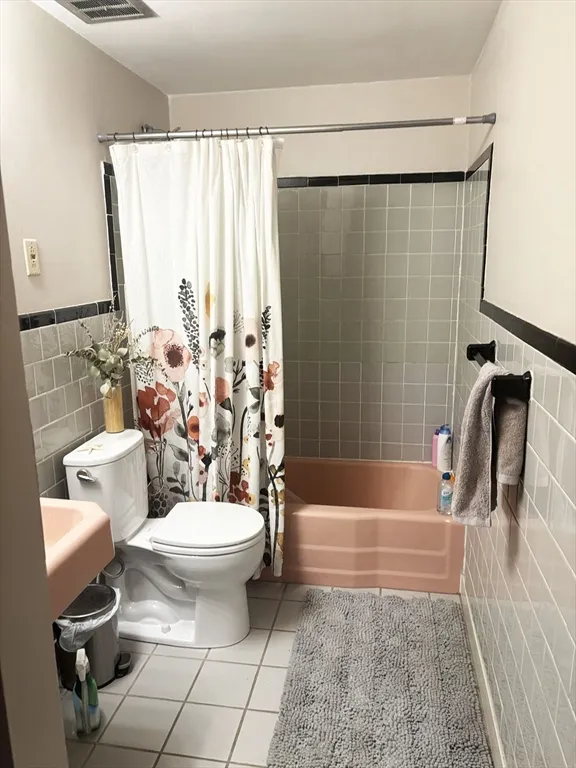 2 bed, 1 bath apartment for rent at 48 Fenway Unit 11, Fenway — photo 5 of 6
