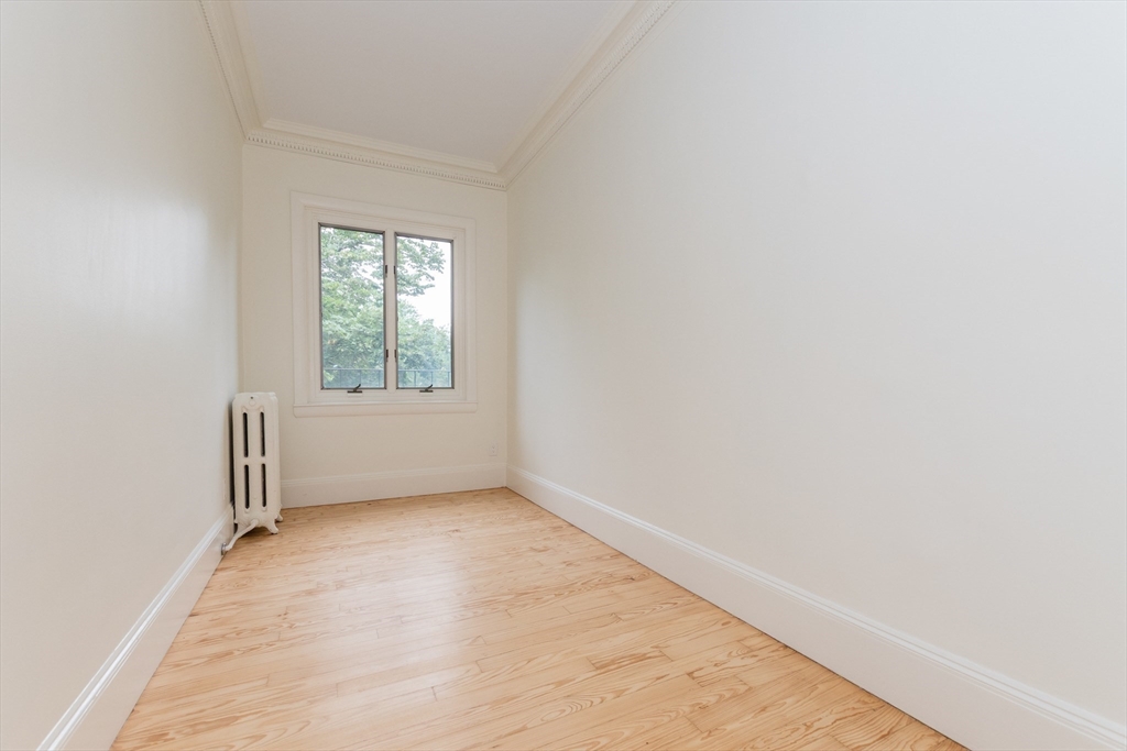 1 bed, 1 bath apartment for rent at 48 Fenway Unit 5, Fenway — photo 8 of 16