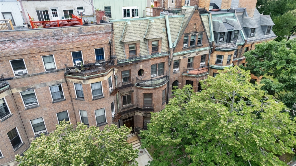 1 bed, 1 bath apartment for rent at 48 Fenway Unit 5, Fenway — photo 1 of 16