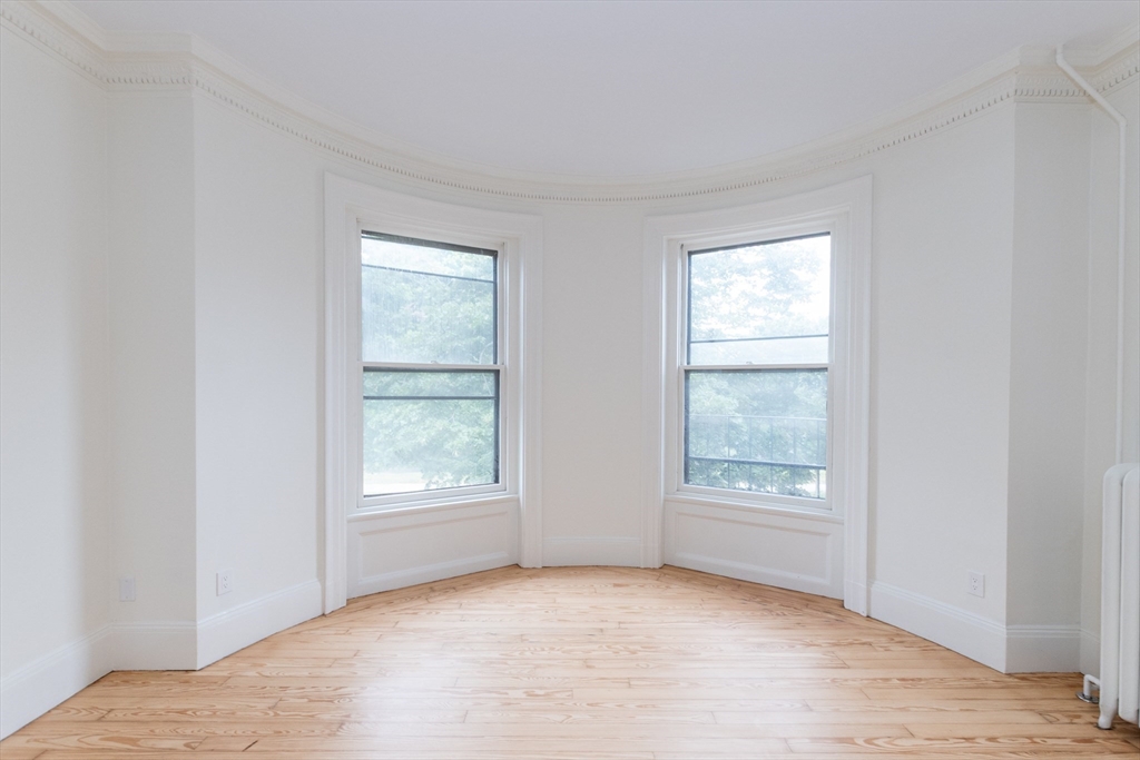 1 bed, 1 bath apartment for rent at 48 Fenway Unit 5, Fenway — photo 5 of 16