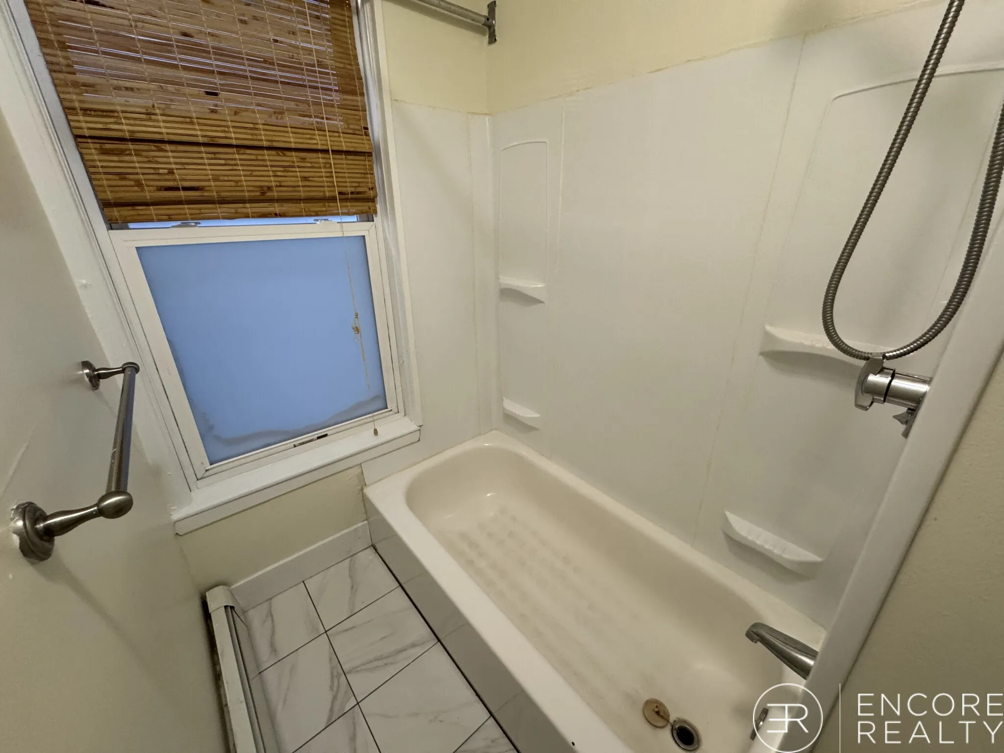 2 bed, 1 bath apartment for rent at 48 Florence St Unit 2, East Somerville — photo 8 of 10