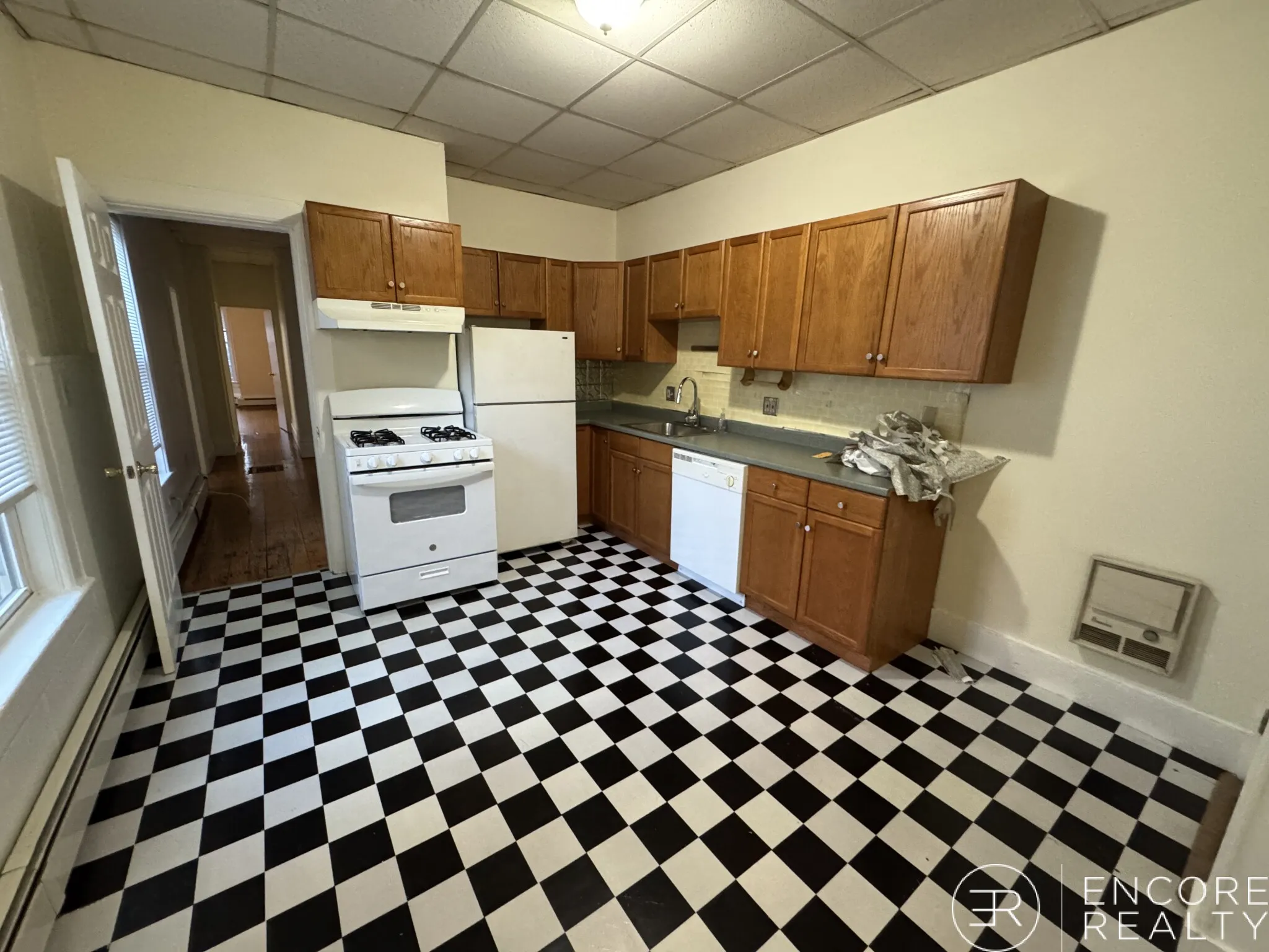 2 bed, 1 bath apartment for rent at 48 Florence St Unit 2, East Somerville