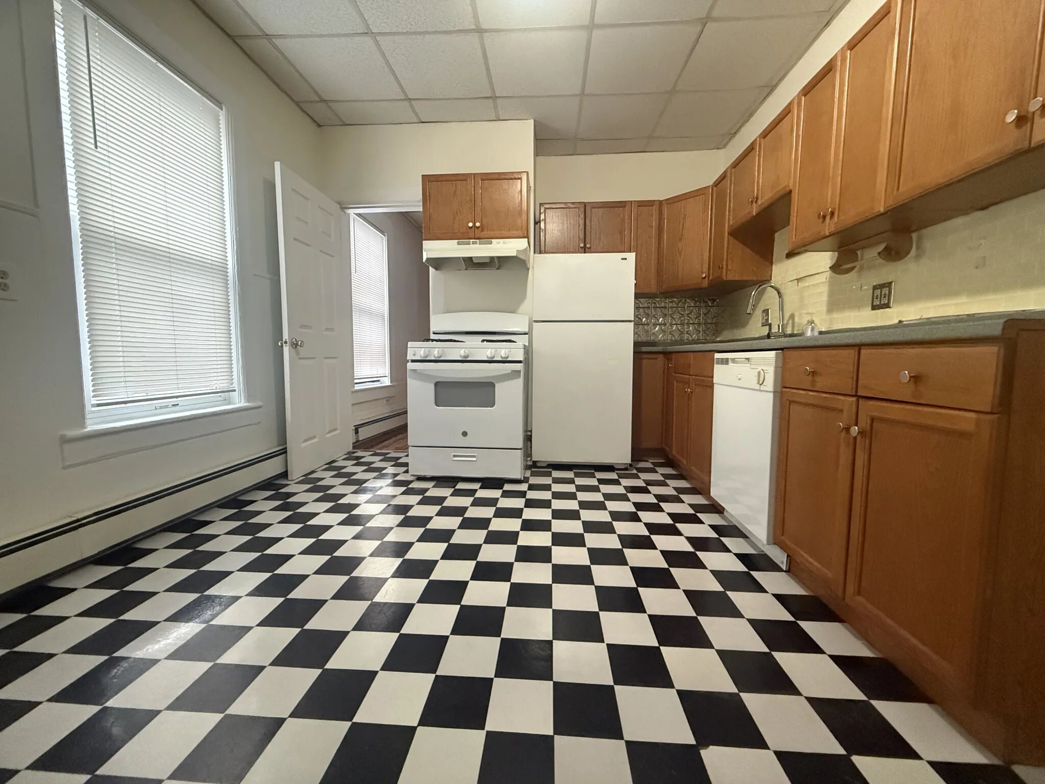 2 bed, 1 bath apartment for rent at 48 Florence St Unit 2A, East Somerville — photo 23 of 23
