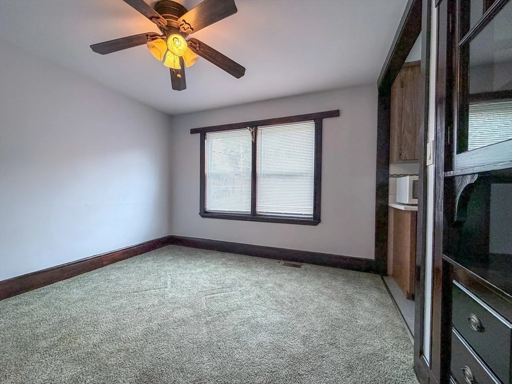 2 bed, 1 bath apartment for rent at 48 Fountain St Unit 48, Glenwood — photo 6 of 21
