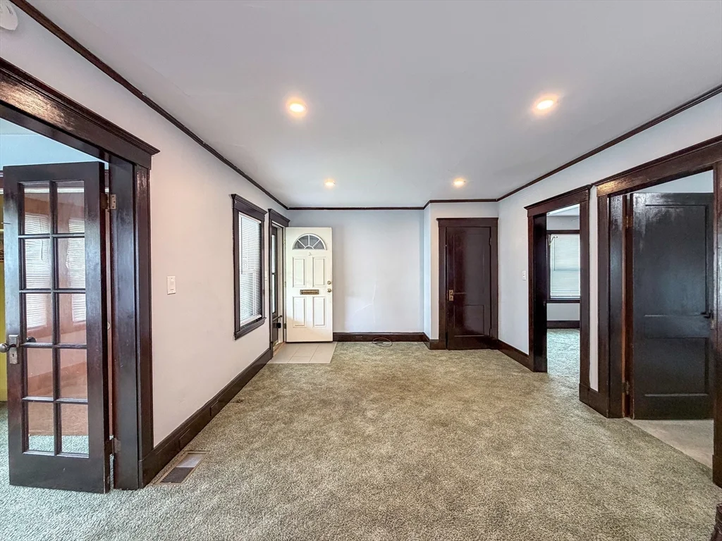 2 bed, 1 bath apartment for rent at 48 Fountain St Unit 48, Glenwood