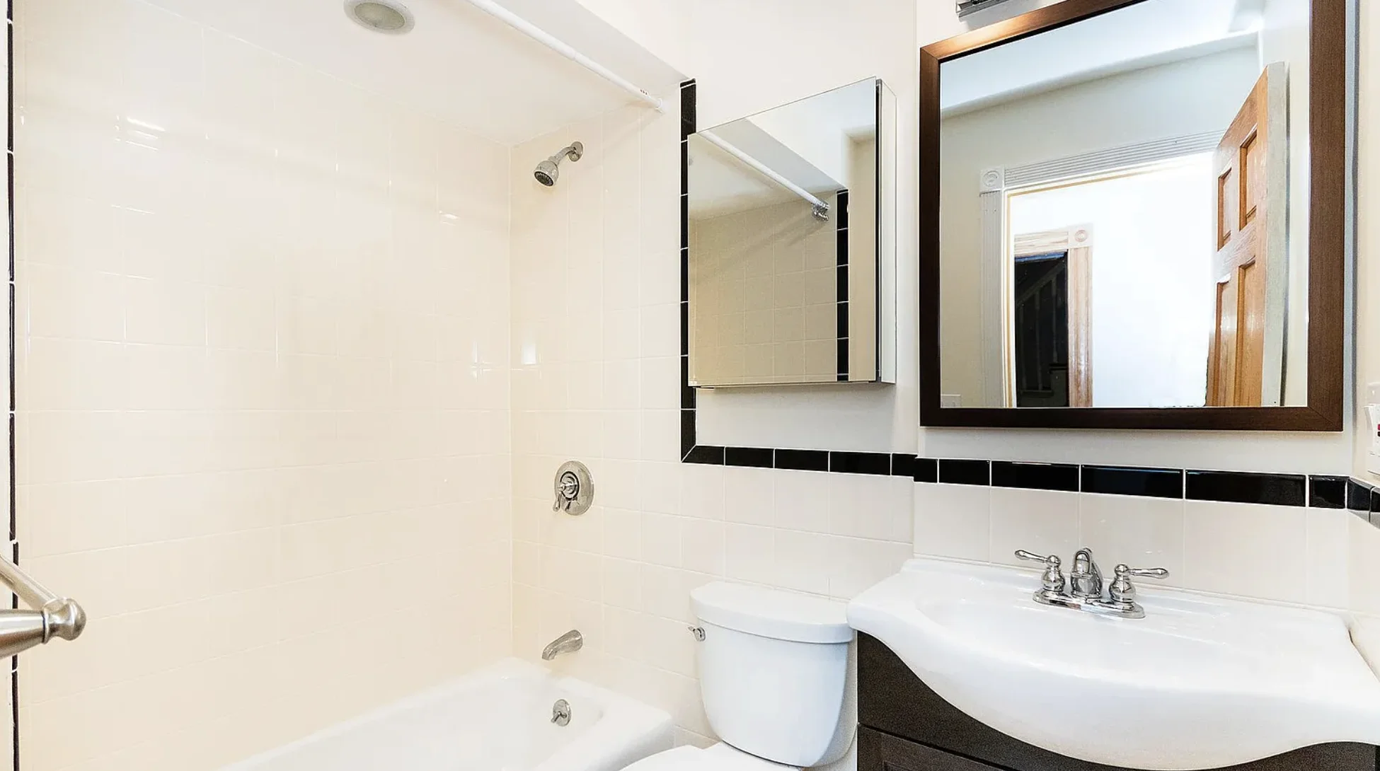 2 bed, 1 bath apartment for rent at 48 Garden St Unit 2, Beacon Hill — photo 9 of 15