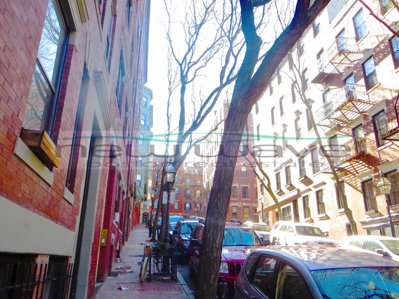 2 bed, 1 bath apartment for rent at 48 Garden St Unit 3, Beacon Hill — photo 11 of 13