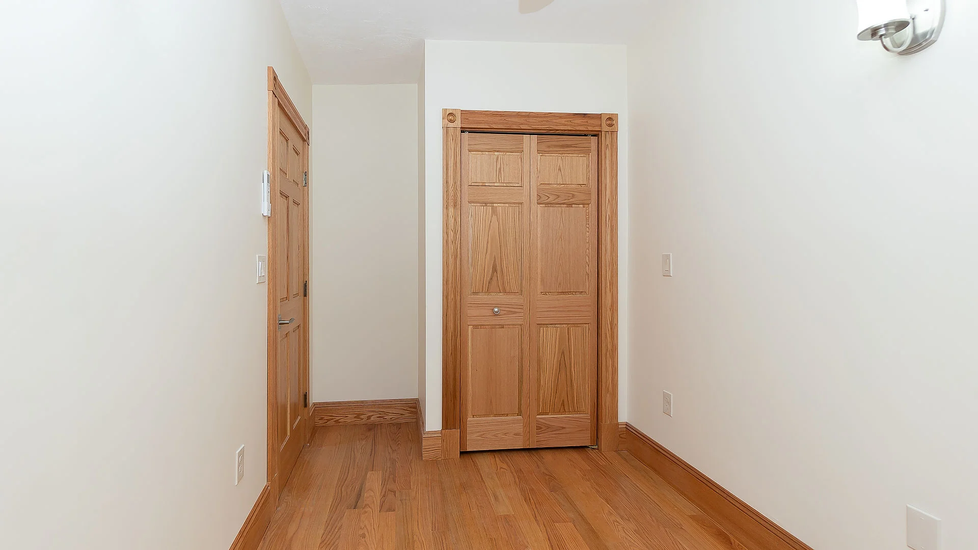 2 bed, 1 bath apartment for rent at 48 Garden St Unit 4, Beacon Hill — photo 9 of 10